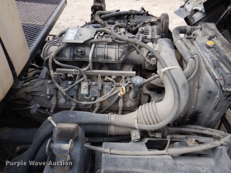 image for item KN9814 2016 Isuzu NPR  street sweeper truck