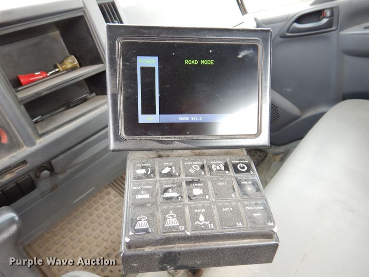 image for item KN9814 2016 Isuzu NPR  street sweeper truck