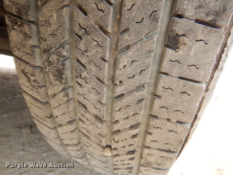 image for item KN9814 2016 Isuzu NPR  street sweeper truck