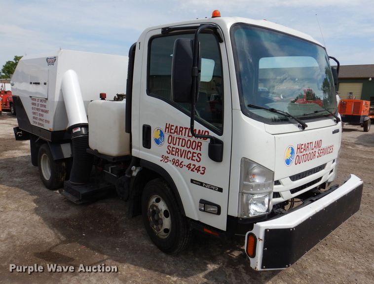 image for item KN9815 2016 Isuzu NPR  street sweeper truck