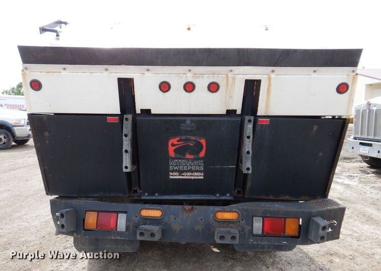 image for item KN9815 2016 Isuzu NPR  street sweeper truck