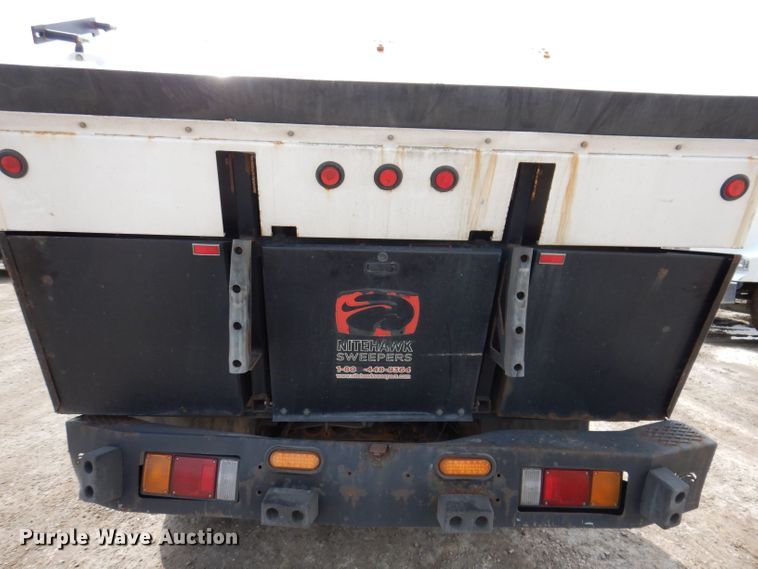 image for item KN9815 2016 Isuzu NPR  street sweeper truck