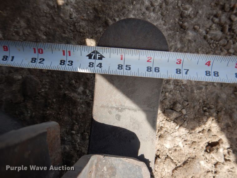 image for item KN9815 2016 Isuzu NPR  street sweeper truck