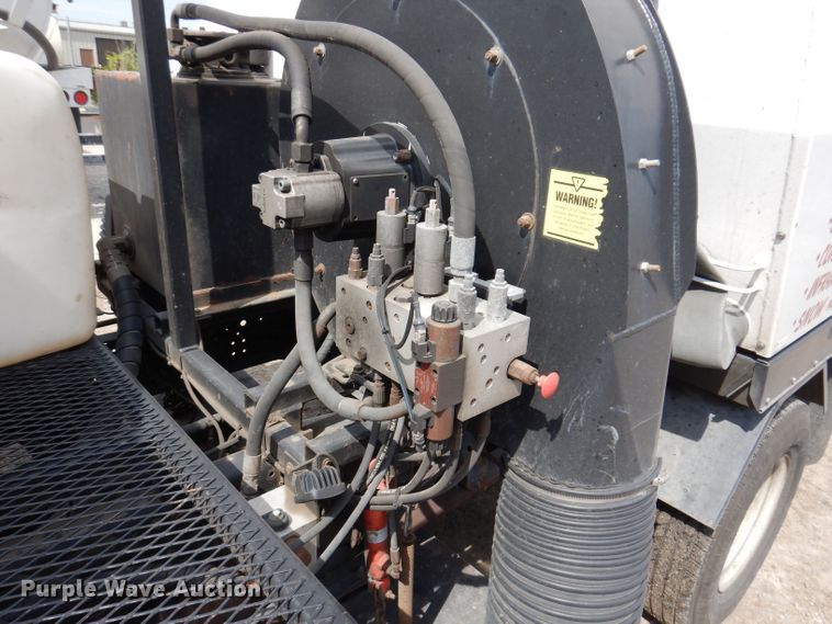 image for item KN9815 2016 Isuzu NPR  street sweeper truck