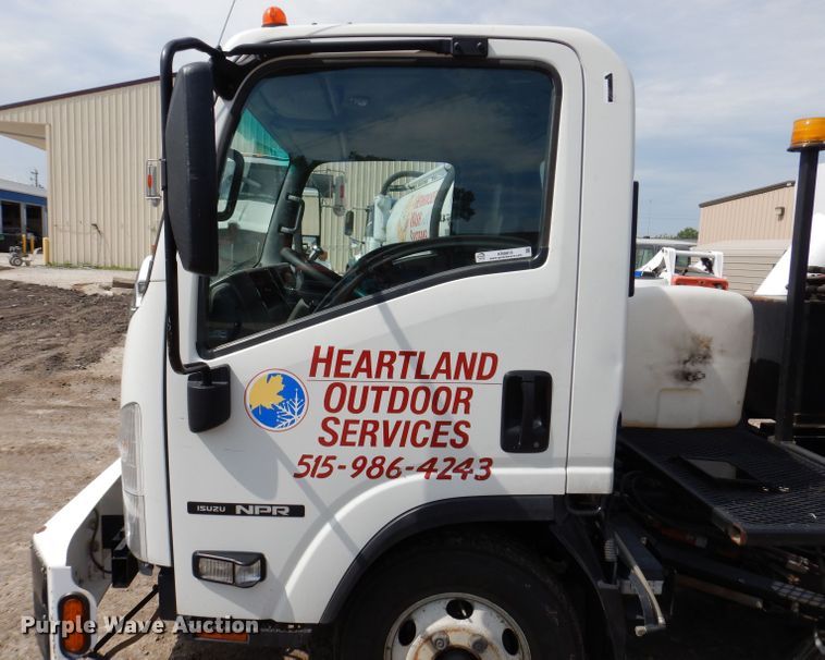 image for item KN9815 2016 Isuzu NPR  street sweeper truck