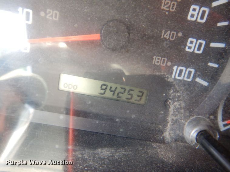 image for item KN9815 2016 Isuzu NPR  street sweeper truck