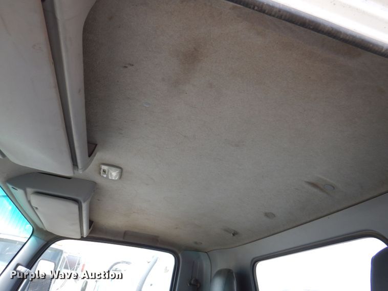 image for item KN9815 2016 Isuzu NPR  street sweeper truck