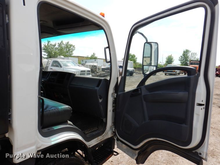 image for item KN9815 2016 Isuzu NPR  street sweeper truck