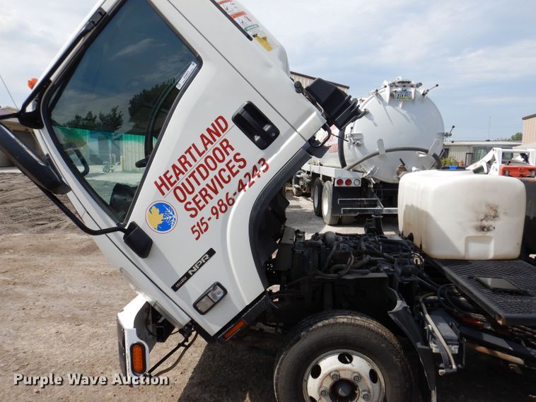 image for item KN9815 2016 Isuzu NPR  street sweeper truck