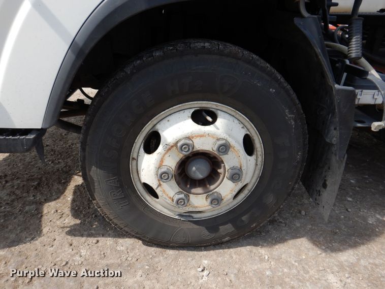 image for item KN9815 2016 Isuzu NPR  street sweeper truck