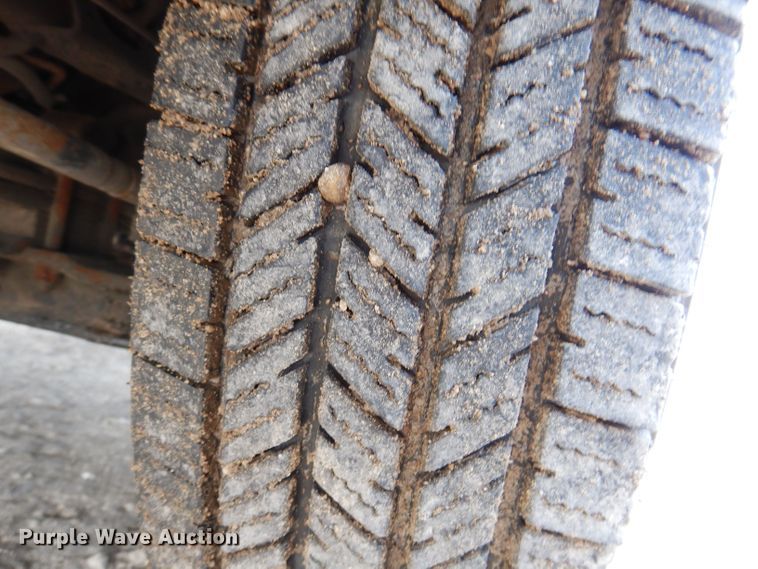 image for item KN9815 2016 Isuzu NPR  street sweeper truck