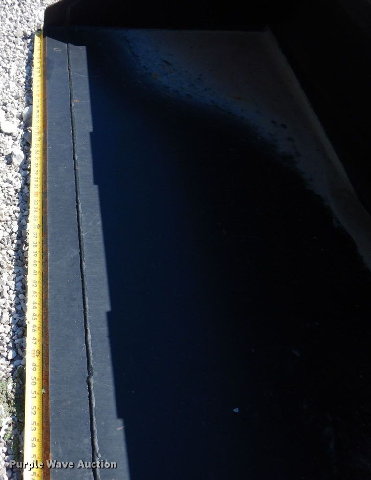 image for item KR9147 Tomahawk 66  skid steer bucket