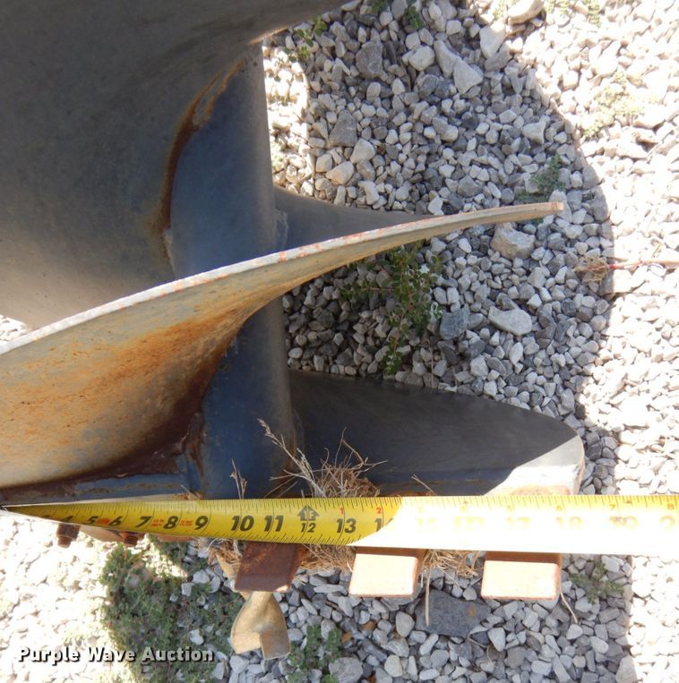 image for item KR9148 Wolverine  skid steer auger