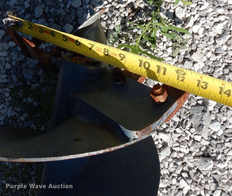 image for item KR9148 Wolverine  skid steer auger