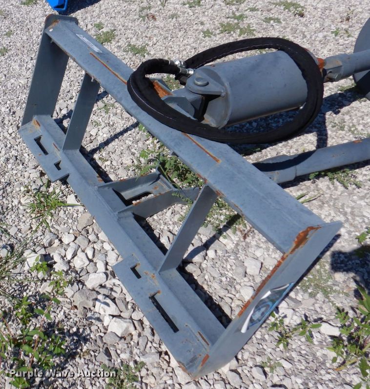 image for item KR9148 Wolverine  skid steer auger
