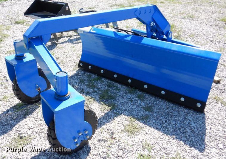 image for item KR9149 2021 TopCat SSSG72  skid steer dozer blade