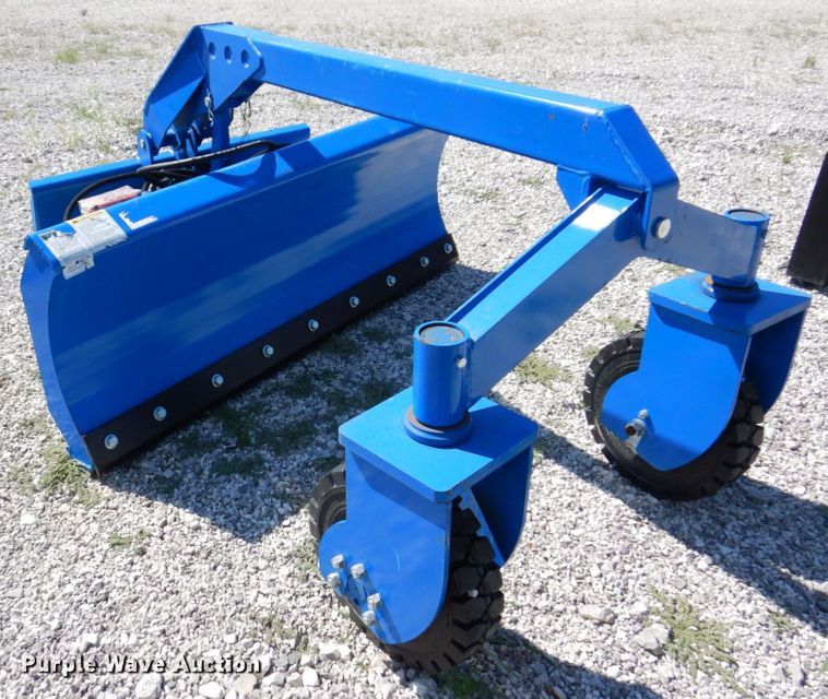 image for item KR9149 2021 TopCat SSSG72  skid steer dozer blade