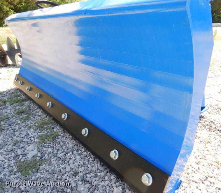 image for item KR9149 2021 TopCat SSSG72  skid steer dozer blade