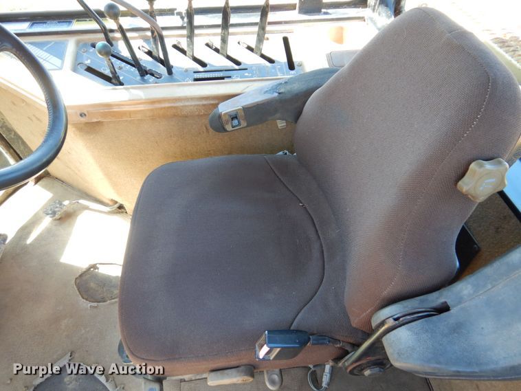 image for item KR9155 1994 Caterpillar Challenger 85C  tractor