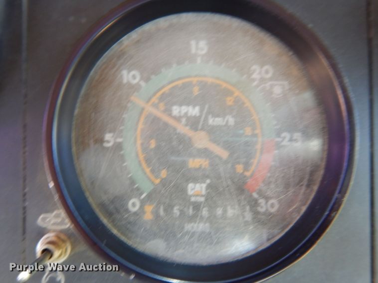 image for item KR9155 1994 Caterpillar Challenger 85C  tractor