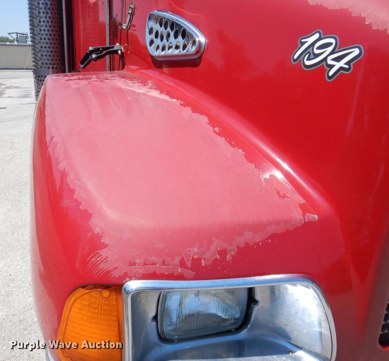 image for item KR9166 2003 Kenworth T300  dump truck