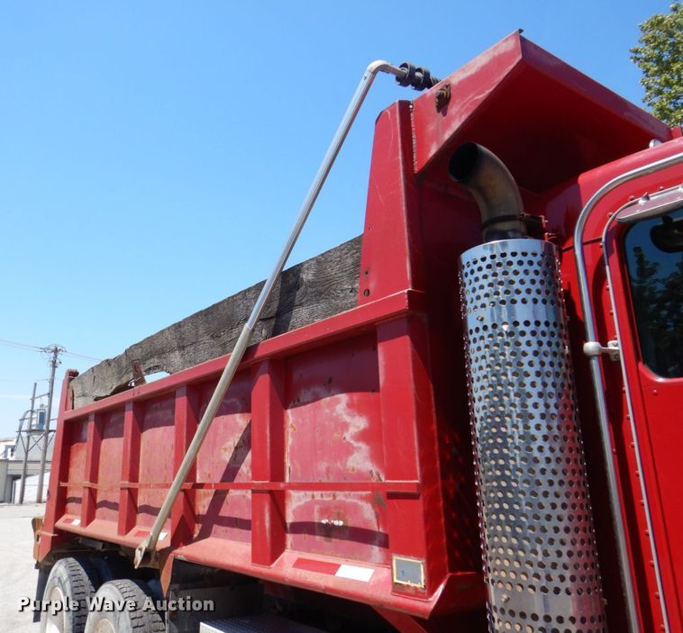 image for item KR9166 2003 Kenworth T300  dump truck