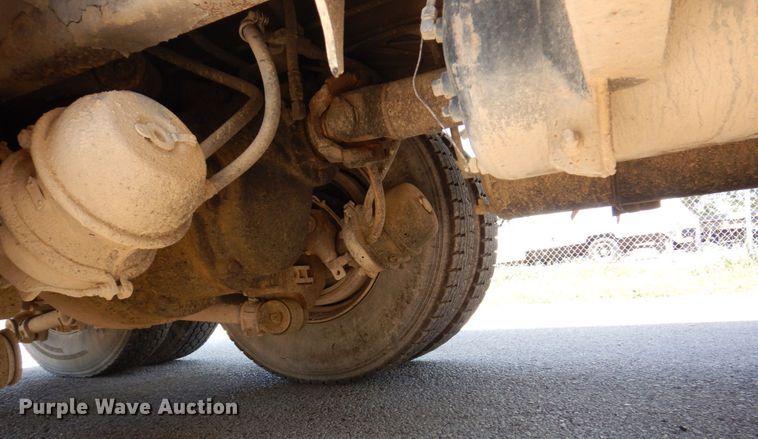 image for item KR9166 2003 Kenworth T300  dump truck