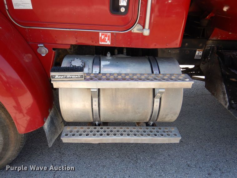 image for item KR9166 2003 Kenworth T300  dump truck