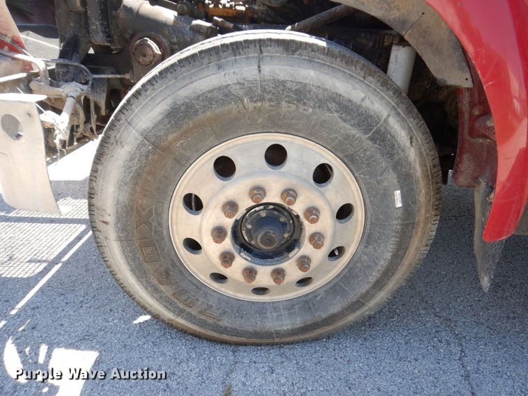 image for item KR9166 2003 Kenworth T300  dump truck