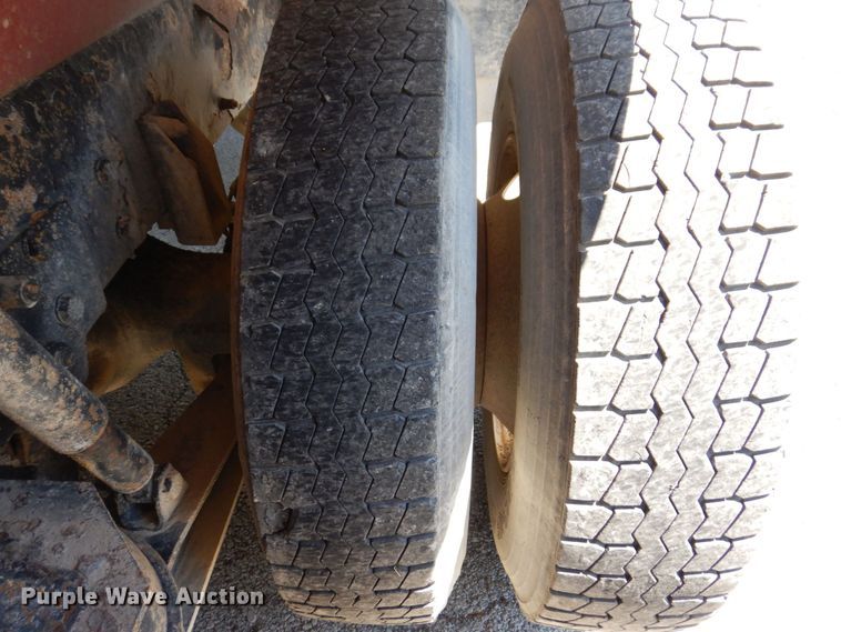 image for item KR9166 2003 Kenworth T300  dump truck