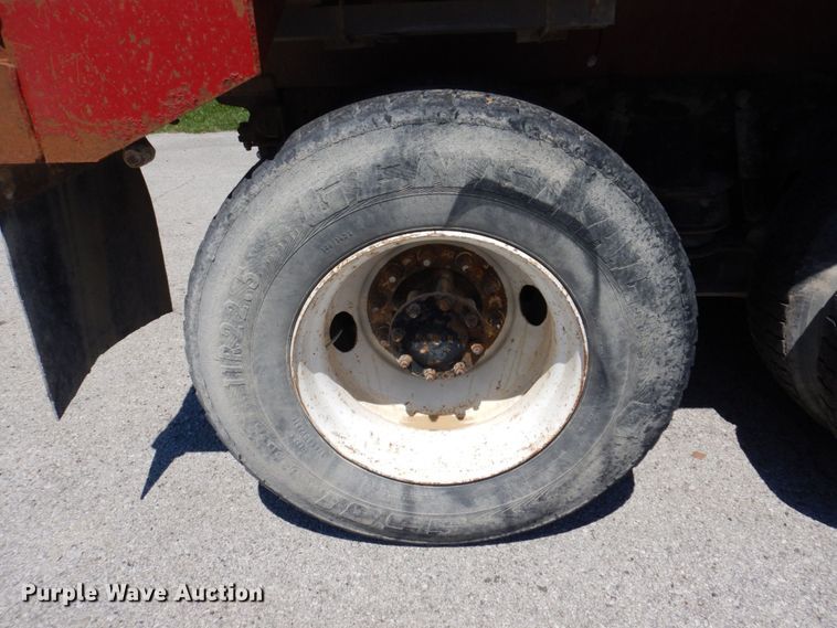 image for item KR9166 2003 Kenworth T300  dump truck