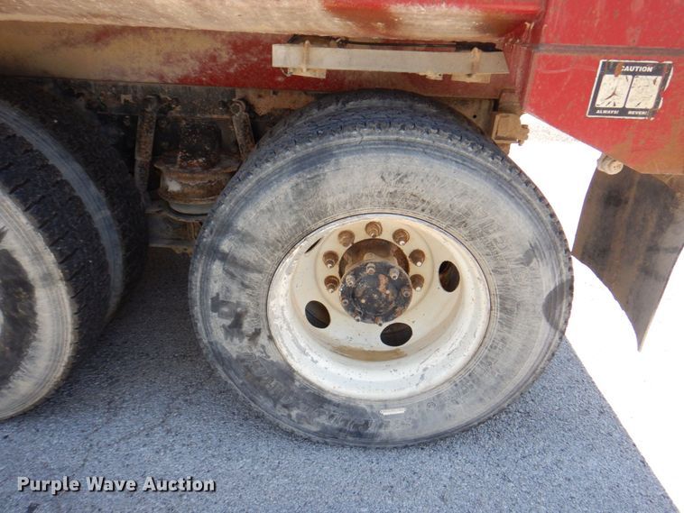 image for item KR9166 2003 Kenworth T300  dump truck