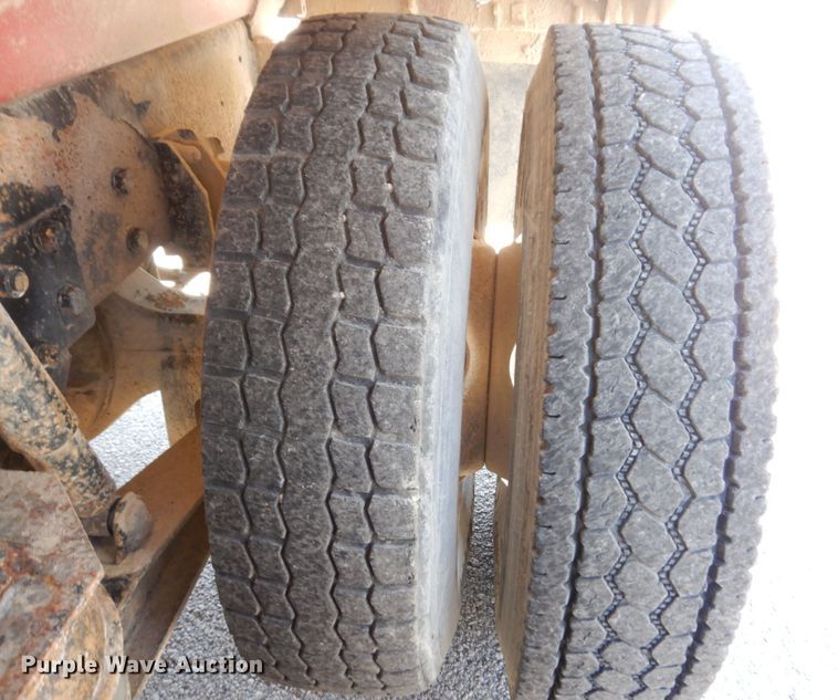 image for item KR9166 2003 Kenworth T300  dump truck