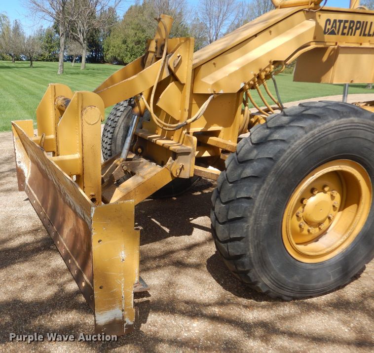 image for item KS9956 1988 Caterpillar 140G  motor grader