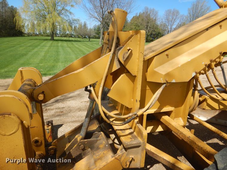 image for item KS9956 1988 Caterpillar 140G  motor grader