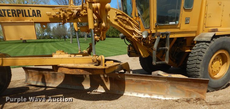image for item KS9956 1988 Caterpillar 140G  motor grader