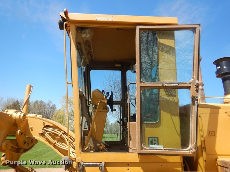 image for item KS9956 1988 Caterpillar 140G  motor grader
