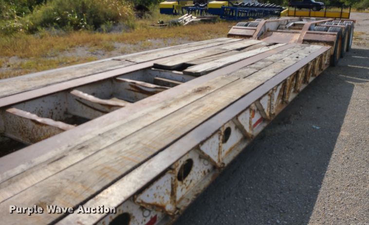 image for item L1264 2000 Load King HDD503/554MB  lowboy equipment trailer