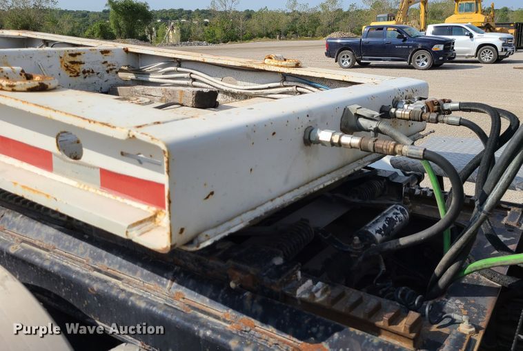 image for item L1264 2000 Load King HDD503/554MB  lowboy equipment trailer