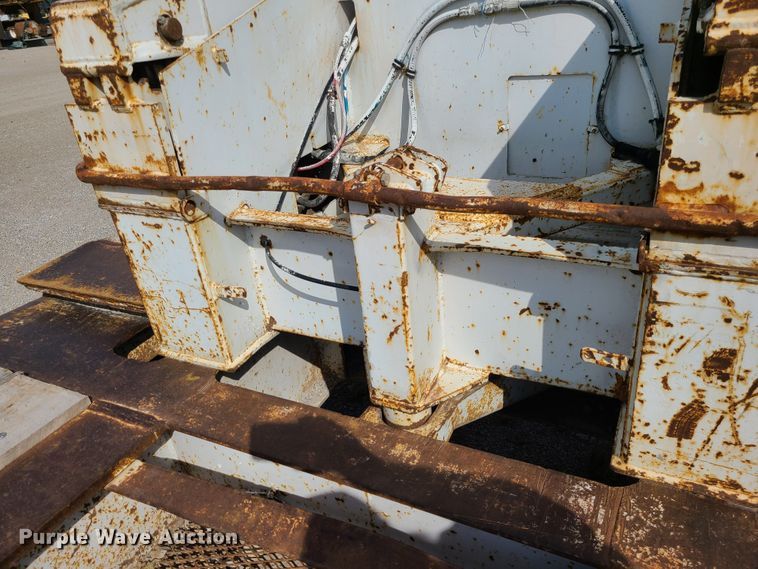 image for item L1264 2000 Load King HDD503/554MB  lowboy equipment trailer