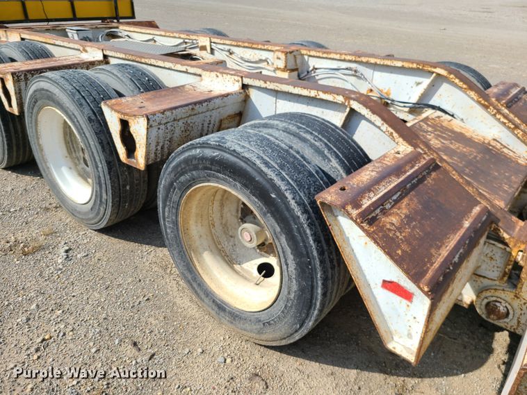 image for item L1264 2000 Load King HDD503/554MB  lowboy equipment trailer