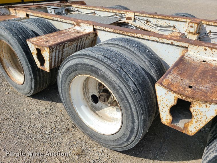 image for item L1264 2000 Load King HDD503/554MB  lowboy equipment trailer