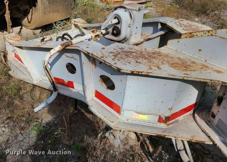 image for item L1264 2000 Load King HDD503/554MB  lowboy equipment trailer