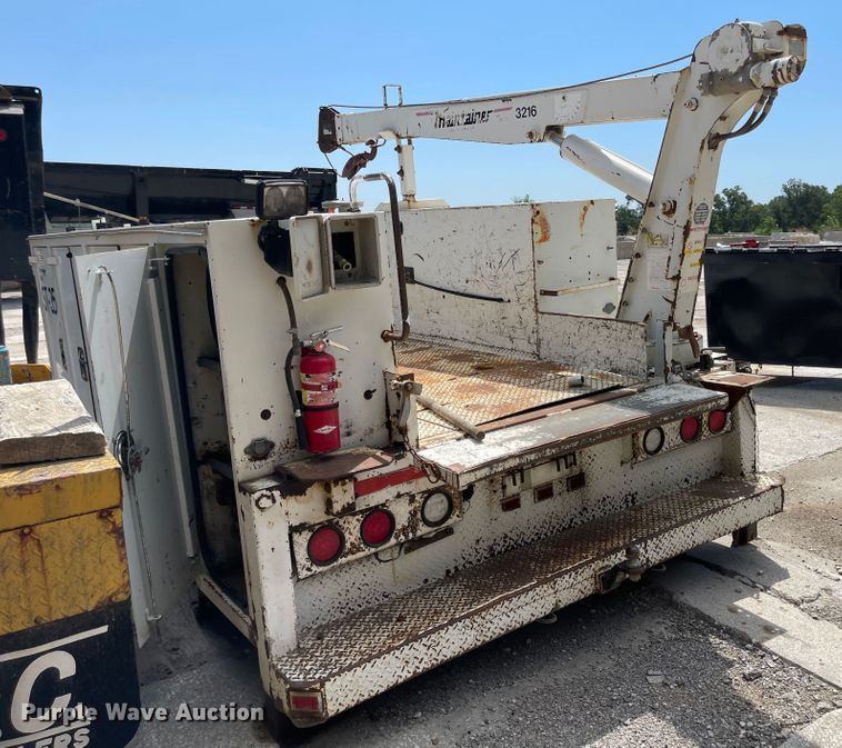 image for item LF9137 Maintainer P-438  service bed