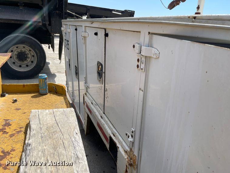 image for item LF9137 Maintainer P-438  service bed