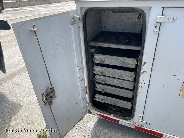 image for item LF9137 Maintainer P-438  service bed