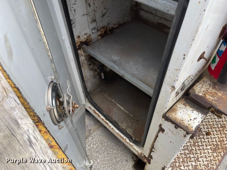 image for item LF9137 Maintainer P-438  service bed