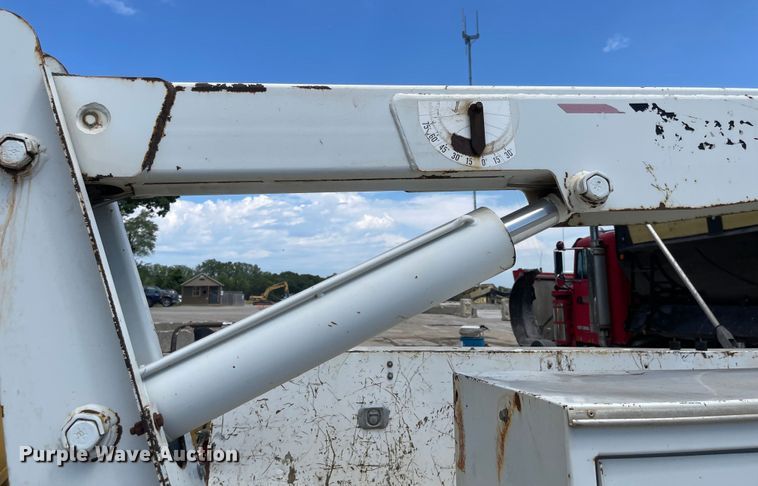 image for item LF9137 Maintainer P-438  service bed