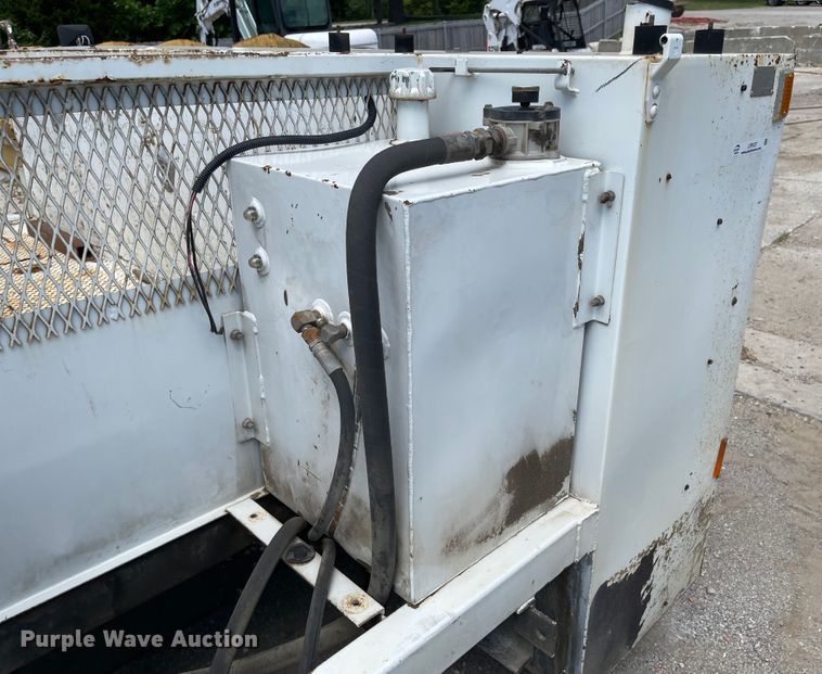 image for item LF9137 Maintainer P-438  service bed