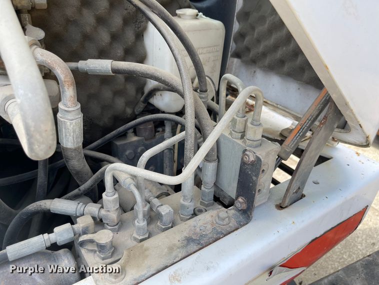 image for item LF9138 2007 Bobcat 337G  mini excavator